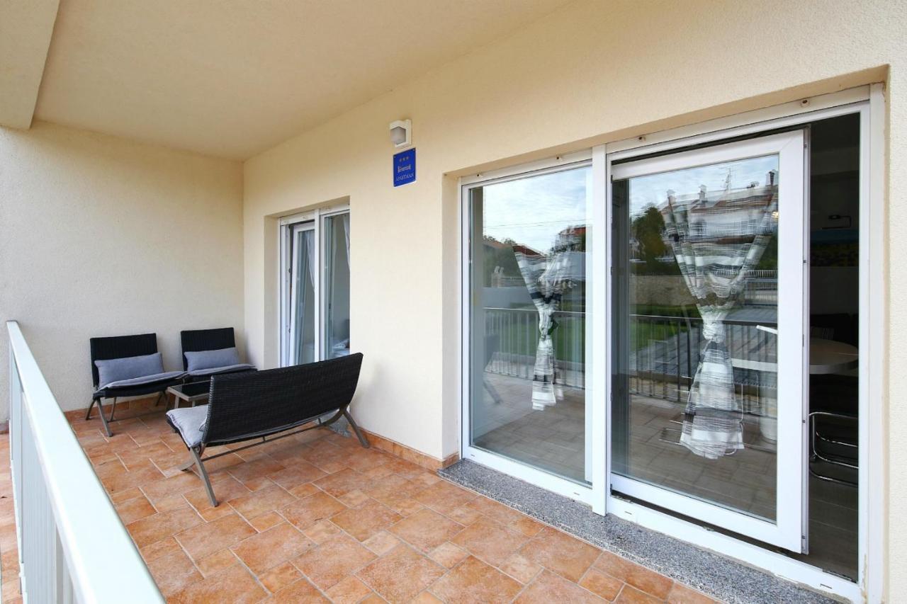Apartments Matkovic Sveti Filip i Jakov Buitenkant foto
